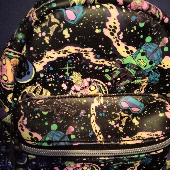 Marvels Infinity Saga backpack. - Picture 2 of 8